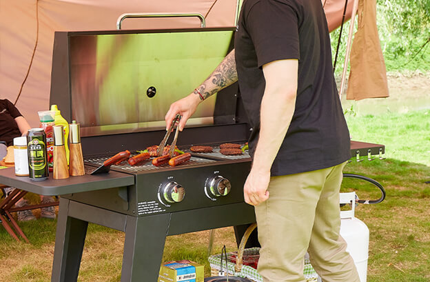 Custom Gas Grills: Tailoring Your Outdoor Cooking Experience