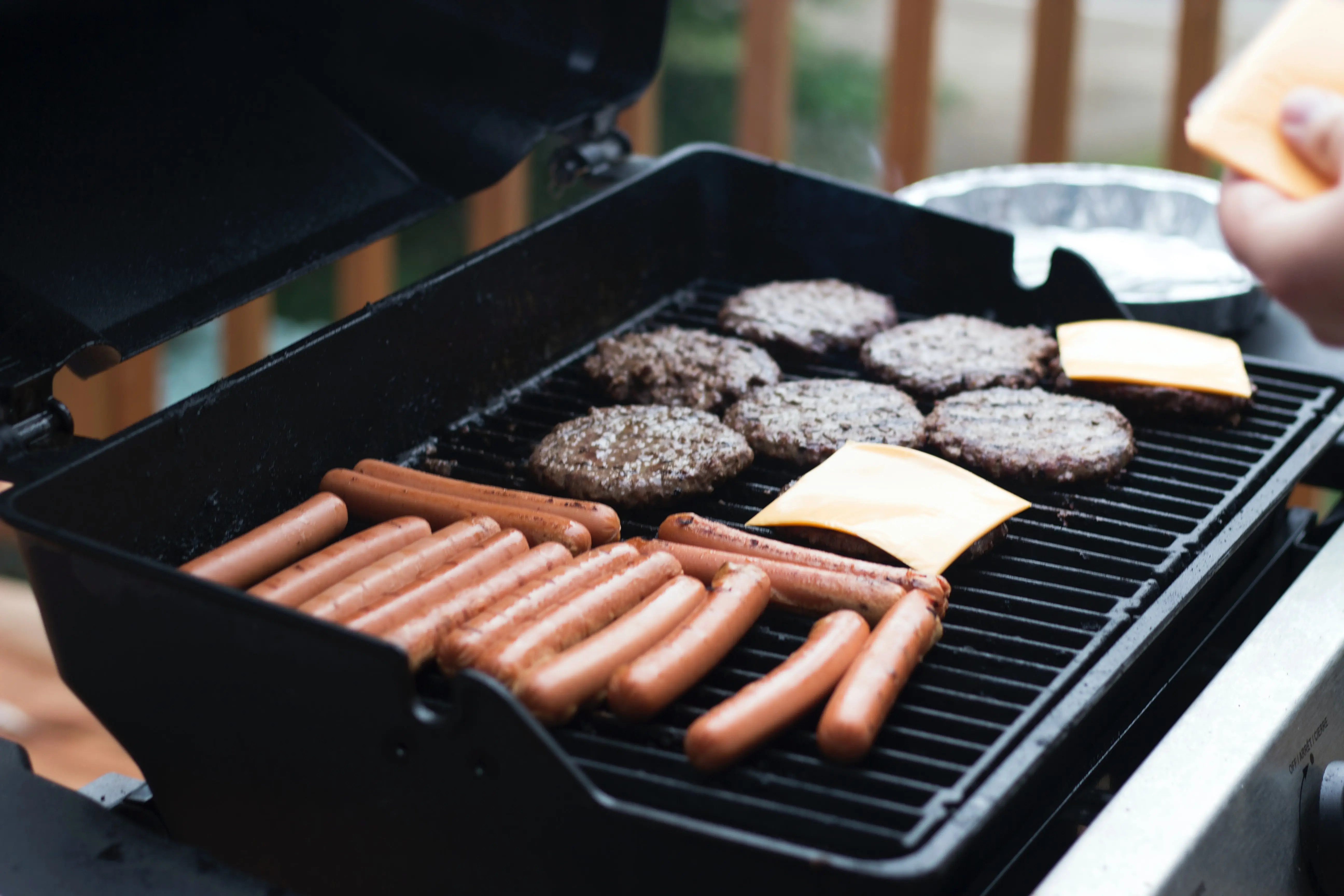 How To Use A Gas Grill Properly?